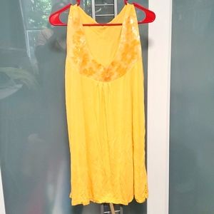 Sleeveless tank top